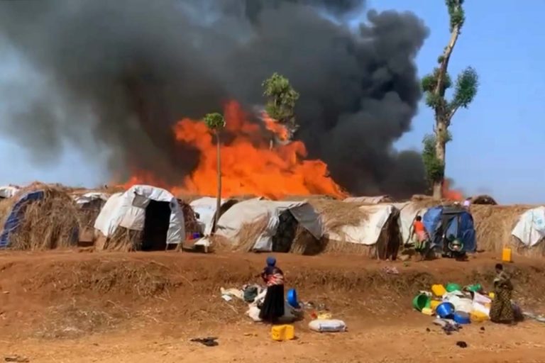 Fire ravages two camps for displaced people in Congo