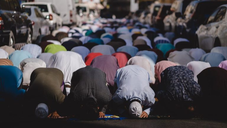 Can Muslim Parents Align With The Christian Right?